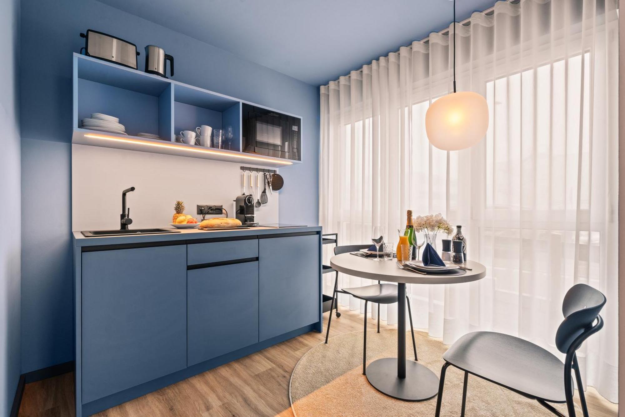 فريدريشسهافن Motel42-Temporary Living المظهر الخارجي الصورة
